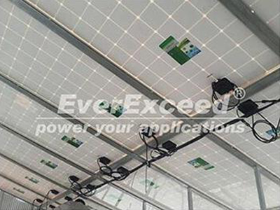 系统fotowoltaiczny EverExceed 4200 W poza sieciązostałpomyślnie zainstalowany W Syrii